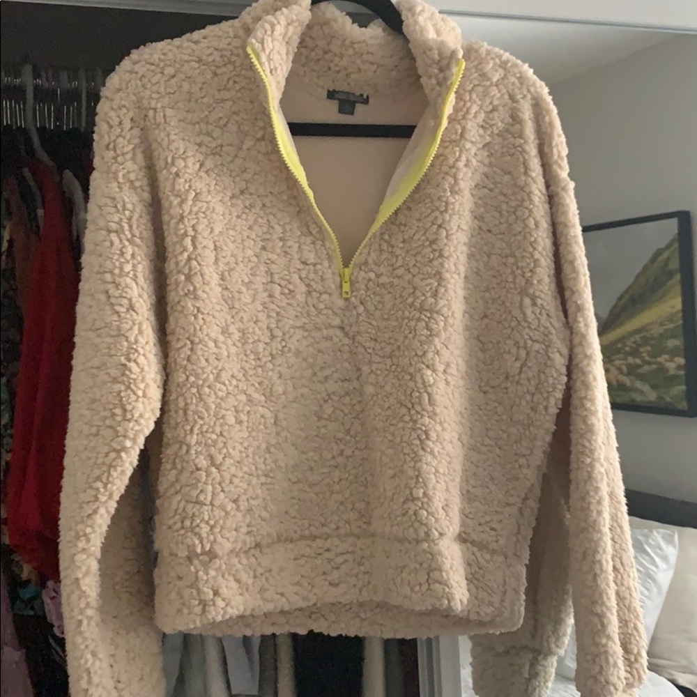 Women’s Sherpa Jacket